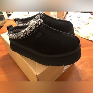 UGG Tazz platform slippers